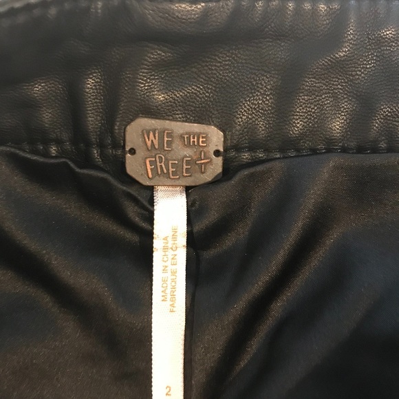 Free People Shorts - Picture 4 of 9